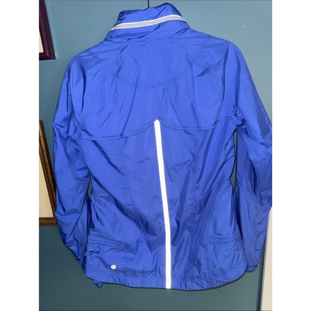 Lululemon Record Breaker Jacket - Picture 3 of 5